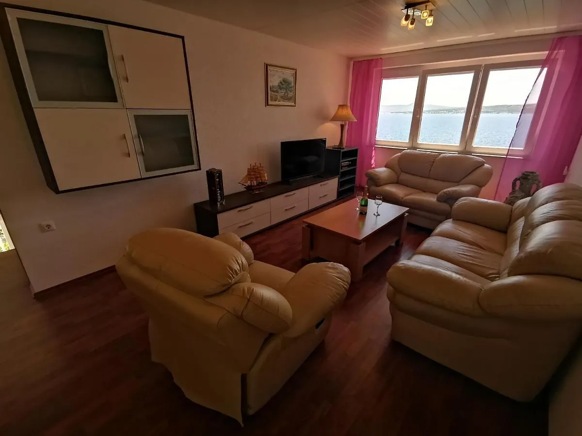 Apartment Niko 4 Pax Драмаль